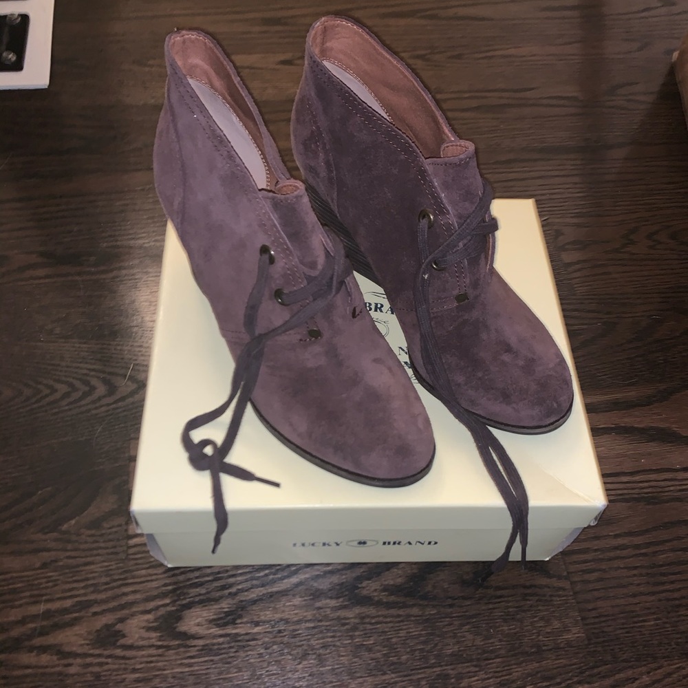 Lucky Brown Suede Wedges size 9